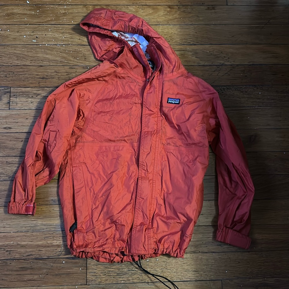 Patagonia rain jacket size 8